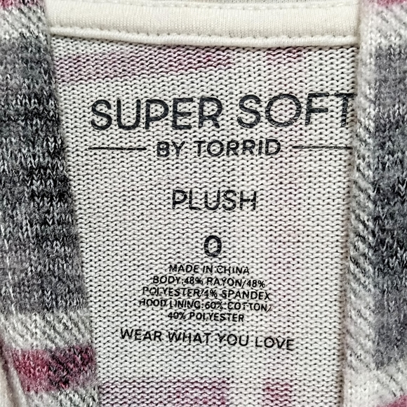 TORRID 0X GREY & PURPLE HOODED HALF ZIP SWEATER - Picture 2 of 5